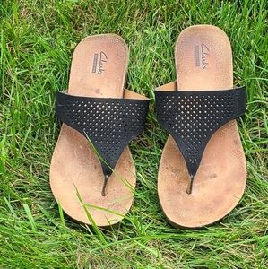 Clarks Black and Tan Sandals